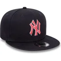 kepure-plokscia-tamsiai-melyna-snapback-9fifty-outline-new-york-yankees-mlb-new-era