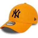 kepure-islenkta-oranzine-reguliuojamas-9forty-league-essential-new-york-yankees-mlb-new-era