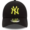 kepure-islenkta-juoda-reguliuojamas-9forty-league-essential-new-york-yankees-mlb-new-era