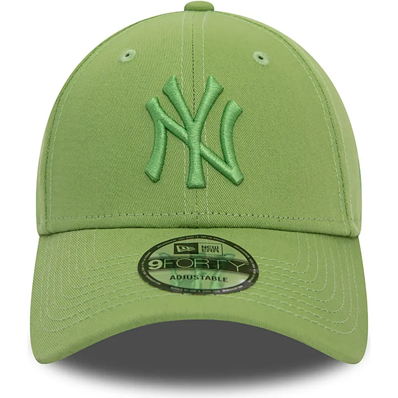kepure-islenkta-zalia-reguliuojamas-9forty-league-essential-new-york-yankees-mlb-new-era