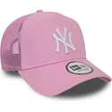 rozowa-czapka-trucker-a-frame-league-essential-new-york-yankees-mlb-od-new-era
