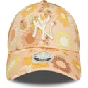 kepure-islenkta-oranzine-reguliuojamas-9forty-floral-all-over-print-new-york-yankees-mlb-new-era