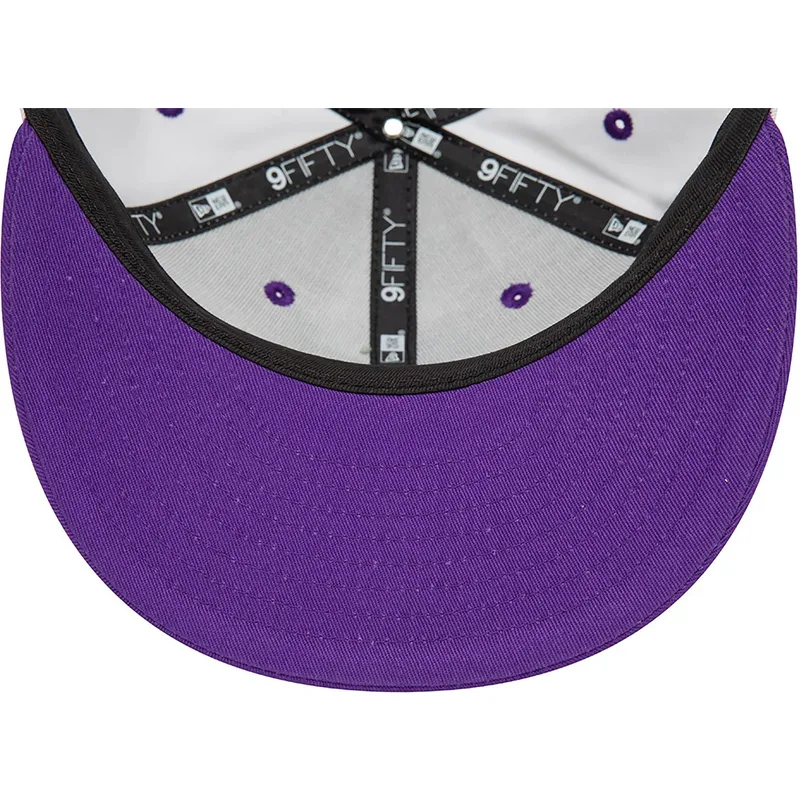 kepure-plokscia-violetine-snapback-9fifty-white-crown-los-angeles-lakers-nba-new-era kepure-plokscia-violetine-snapback-9fifty-white-crown-los-angeles-lakers-nba-new-era