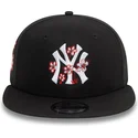kepure-plokscia-juoda-snapback-9fifty-flower-icon-new-york-yankees-mlb-new-era