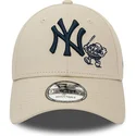 kepure-islenkta-smelio-reguliuojamas-9forty-food-character-new-york-yankees-mlb-new-era