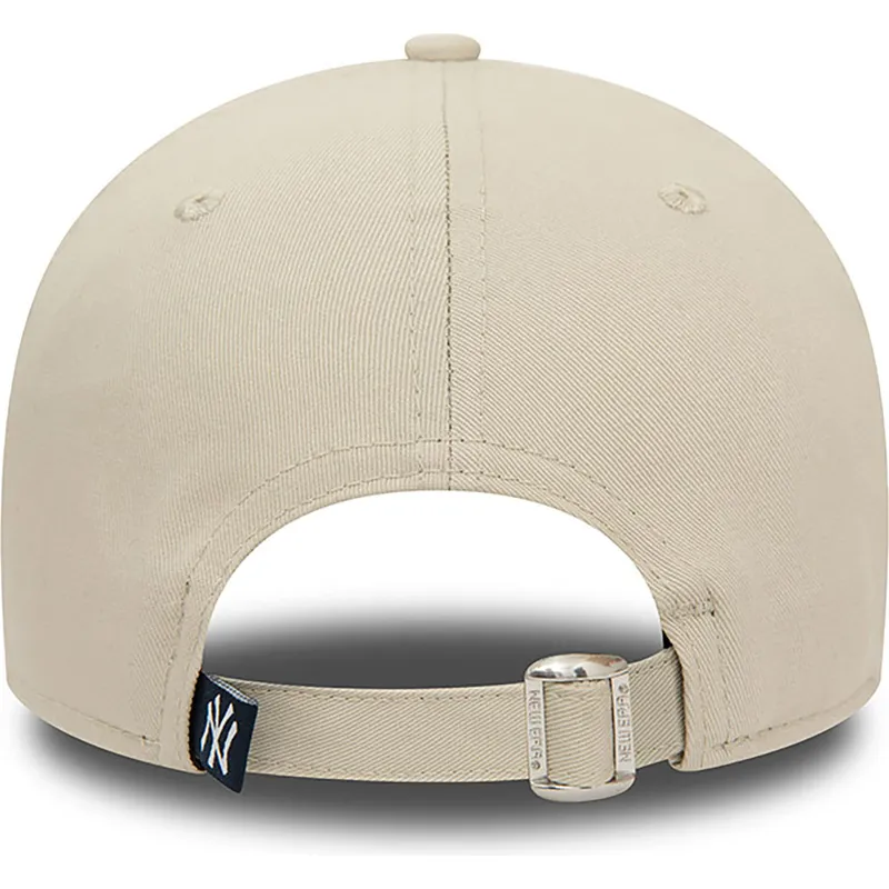 kepure-islenkta-smelio-reguliuojamas-9forty-food-character-new-york-yankees-mlb-new-era