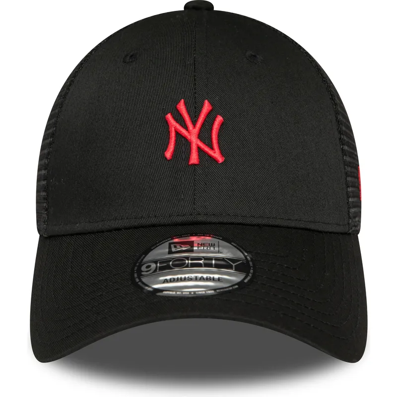 kepure-islenkta-juoda-reguliuojamas-9forty-home-field-new-york-yankees-mlb-new-era