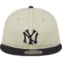 bezowa-i-granatowa-regulowana-czapka-z-daszkiem-9fifty-retro-crown-denim-new-york-yankees-mlb-new-era