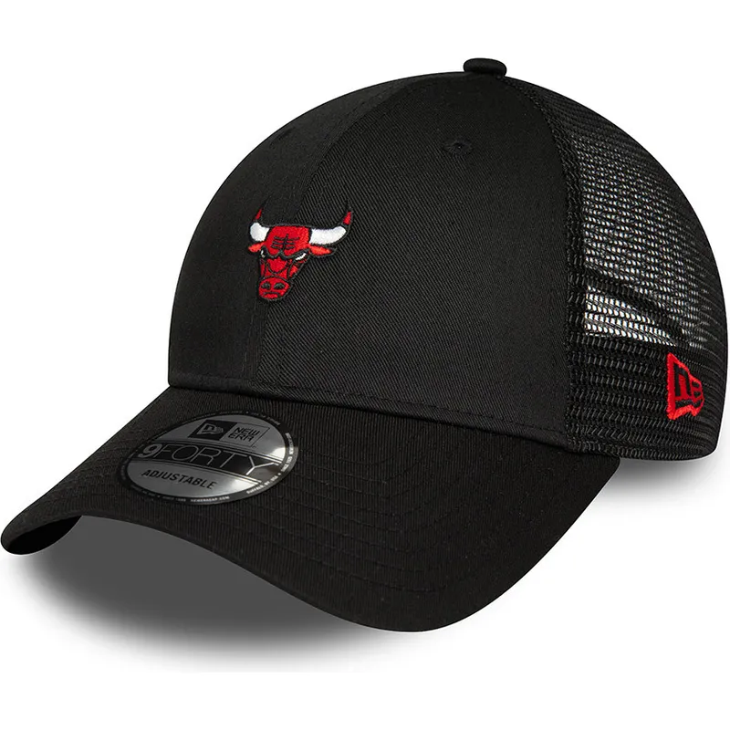 kepure-islenkta-juoda-reguliuojamas-9forty-home-field-chicago-bulls-nba-new-era