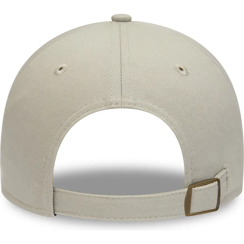cap-islenkta-beige-adjustable-strap-9twenty-league-essential-new-york-yankees-mlb-new-era