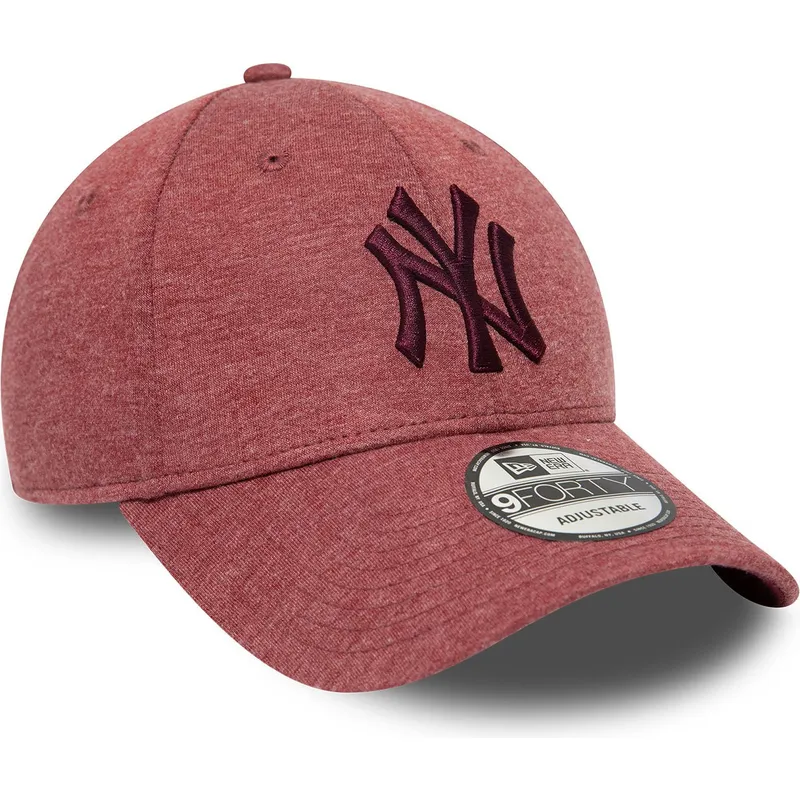 kepure-islenkta-raudona-reguliuojamas-9forty-jersey-essential-new-york-yankees-mlb-new-era