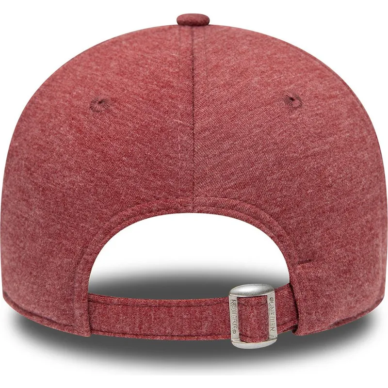 kepure-islenkta-raudona-reguliuojamas-9forty-jersey-essential-new-york-yankees-mlb-new-era