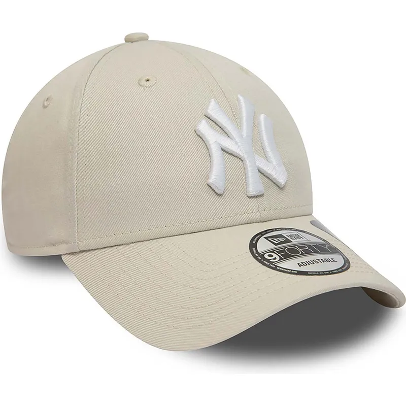 bezowa-regulowana-czapka-z-daszkiem-9forty-repreve-league-essential-new-york-yankees-mlb-new-era
