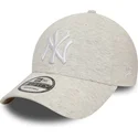 kepure-islenkta-smelio-reguliuojamas-9forty-jersey-essential-new-york-yankees-mlb-new-era