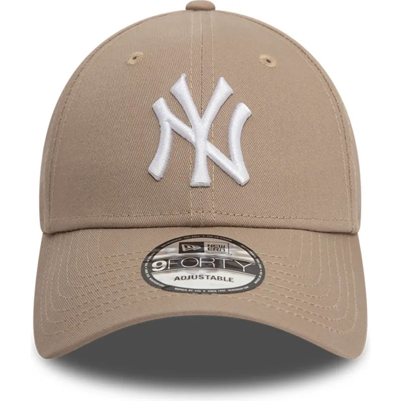 kepure-islenkta-ruda-reguliuojamas-9forty-league-essential-new-york-yankees-mlb-new-era