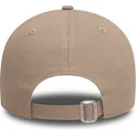 kepure-islenkta-ruda-reguliuojama-juostele-claro-9forty-league-essential-new-york-yankees-mlb-new-era
