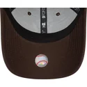 cap-islenkta-brown-adjustable-strap-9forty-league-essential-new-york-yankees-mlb-new-era