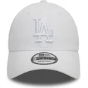 cap-islenkta-white-adjustable-strap-9forty-league-essential-los-angeles-dodgers-mlb-new-era