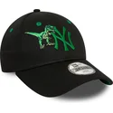 czarna-zakrzywiona-regulowana-czapka-z-zielonym-logo-dla-dzieci-9forty-graphic-dinozaur-new-york-yankees-mlb-marki-new-era