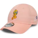 rozowa-regulowana-czapka-z-zakrzywionym-daszkiem-dla-dzieci-9forty-z-tweety-looney-tunes-od-new-era