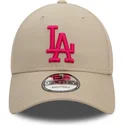 kepure-islenkta-smelio-reguliuojamas-rosa-9forty-league-essential-los-angeles-dodgers-mlb-new-era