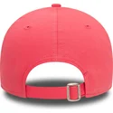 rozowa-zakrzywiona-czapka-z-logo-new-york-yankees-mlb-9forty-league-essential-od-new-era