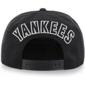 kepure-plokscia-juoda-snapback-new-york-yankees-mlb-47-brand