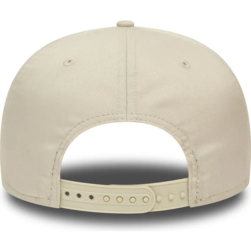kepure-plokscia-smelio-snapback-9fifty-league-essential-new-york-yankees-mlb-new-era kepure-plokscia-smelio-snapback-9fifty-league-essential-new-york-yankees-mlb-new-era