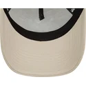 bezowa-czapka-trucker-z-bialym-logo-a-frame-league-essential-new-york-yankees-mlb-od-new-era