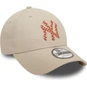 cap-islenkta-beige-adjustable-strap-9forty-seasonal-infill-new-york-yankees-mlb-new-era