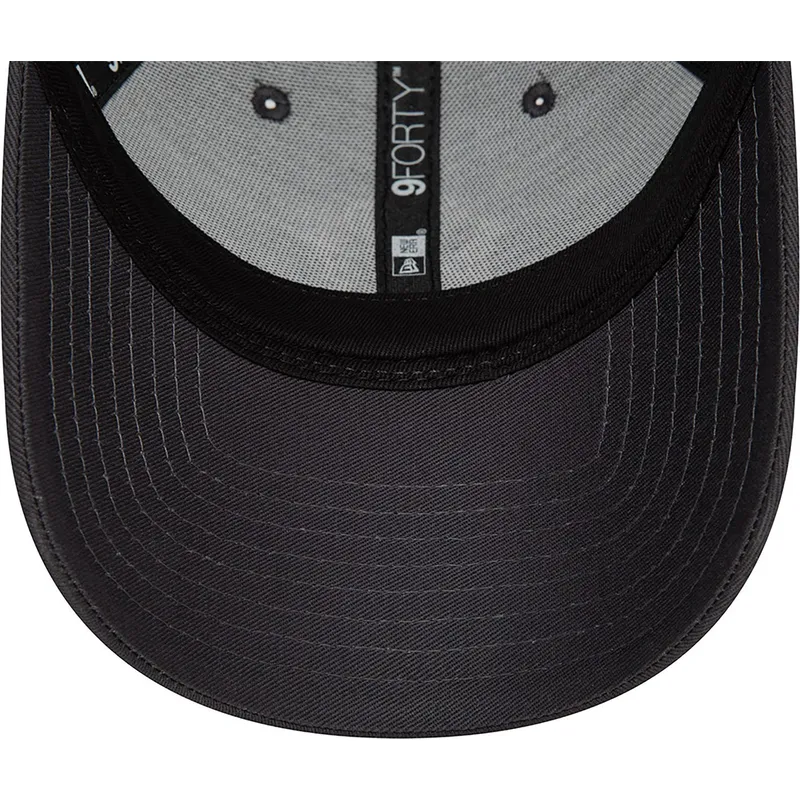 regulowana-szara-czapka-z-zakrzywionym-daszkiem-9forty-animal-infill-new-york-yankees-mlb-od-new-era