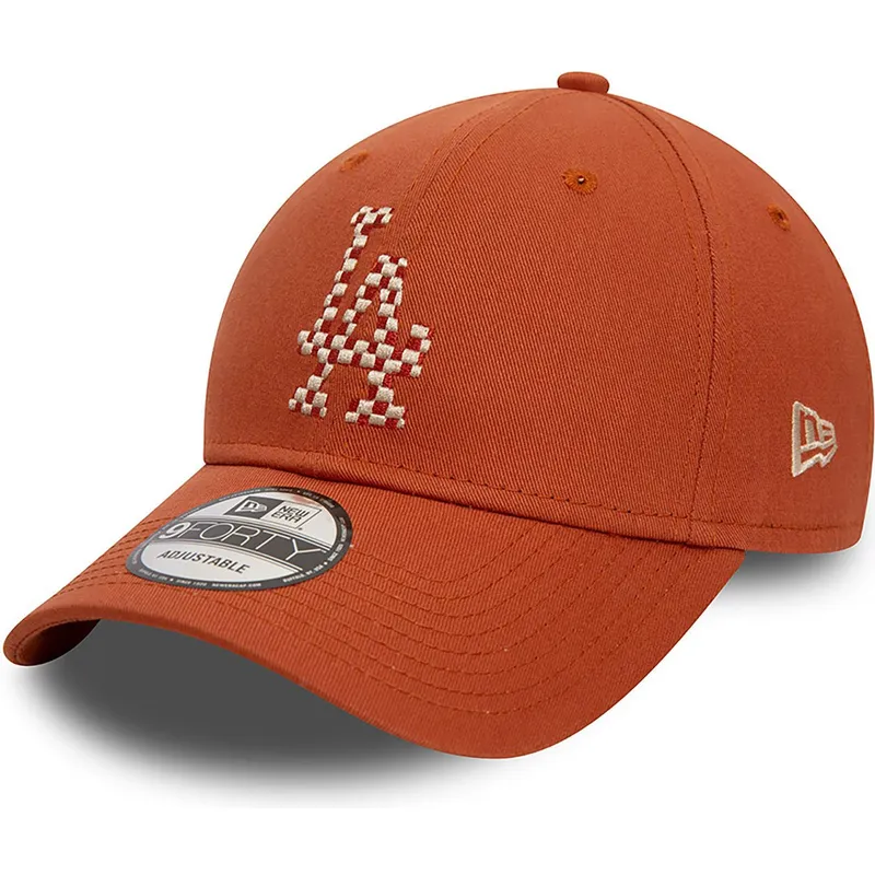 kepure-islenkta-ruda-reguliuojamas-9forty-seasonal-infill-los-angeles-dodgers-mlb-new-era