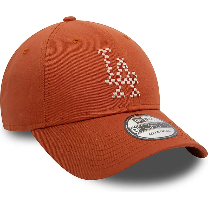 kepure-islenkta-ruda-reguliuojamas-9forty-seasonal-infill-los-angeles-dodgers-mlb-new-era