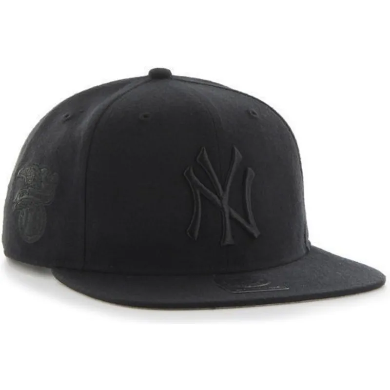 kepure-plokscia-juoda-snapback-new-york-yankees-mlb-47-brand