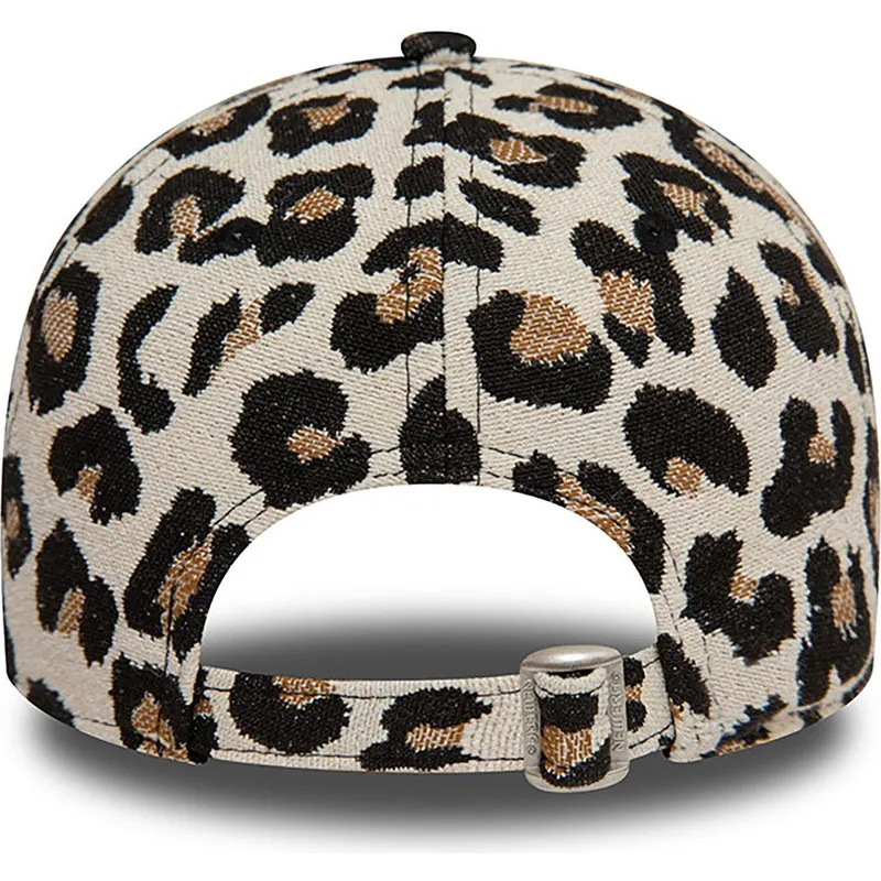 kepure-islenkta-leopardinis-reguliuojama-juostele-9forty-jacquard-new-york-yankees-mlb-new-era