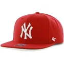 cap-plokscia-red-snapback-new-york-yankees-mlb-47-brand