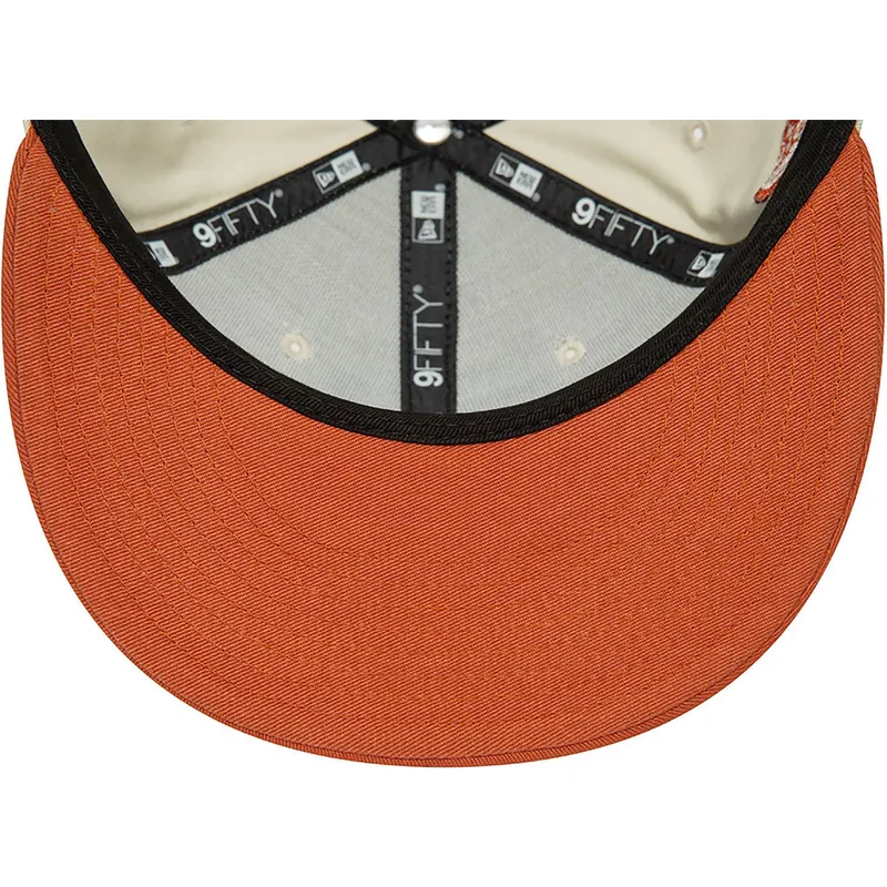 bezowo-brazowa-czapka-z-daszkiem-snapback-9fifty-patch-new-york-yankees-mlb-od-new-era