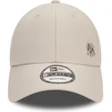 kepure-islenkta-smelio-reguliuojamas-9forty-flawless-new-york-yankees-mlb-new-era
