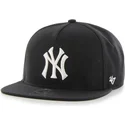 kepure-plokscia-juoda-snapback-new-york-yankees-mlb-47-brand