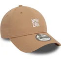 kepure-islenkta-ruda-reguliuojamas-9forty-new-era