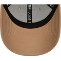 brazowa-regulowana-czapka-z-zakrzywionym-daszkiem-9forty-new-era