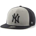 kepure-plokscia-tamsiai-melyna-snapback-new-york-yankees-mlb-47-brand