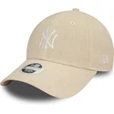 bezowa-regulowana-czapka-z-zakrzywionym-daszkiem-dla-kobiet-9forty-linen-new-york-yankees-mlb-new-era
