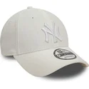 kepure-islenkta-balta-reguliuojamas-9forty-linen-new-york-yankees-mlb-new-era