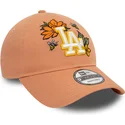brazowa-regulowana-czapka-z-daszkiem-9twenty-floral-los-angeles-dodgers-mlb-od-new-era