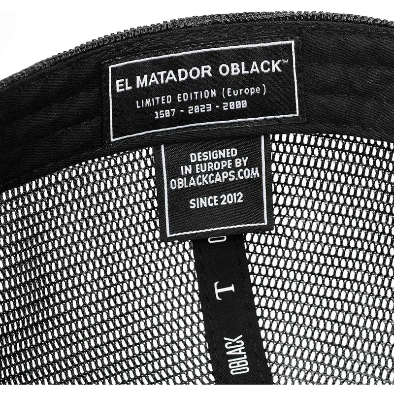 kepure-islenkta-juoda-snapback-classic-oblack