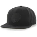 kepure-plokscia-juoda-snapback-chicago-blackhawks-nhl-47-brand