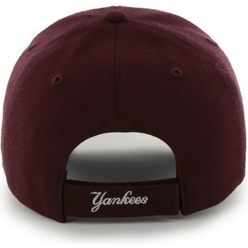 kepure-islenkta-raudona-reguliuojamas-new-york-yankees-mlb-47-brand
