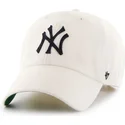 cap-islenkta-cream-adjustable-strap-negro-new-york-yankees-mlb-47-brand