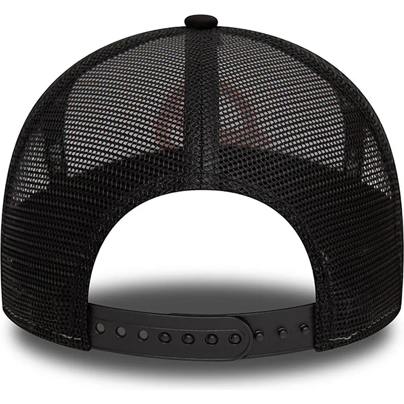 czapka-trucker-bialo-czarna-e-frame-haas-f1-team-formula-1-new-era